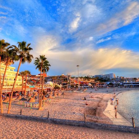 First Line Villa Floor Studio Apartment With Amazing Sea View Air Conditioned Just 50M From The Beach Costa Adeje  Bagian luar foto